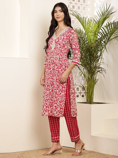 Graceful Red Cotton Printed Kurta Set with Dupatta for Women